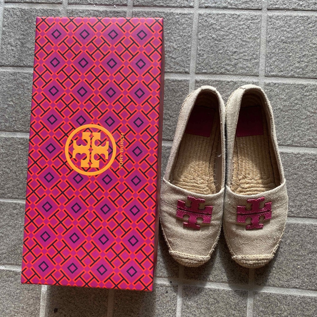 Tory Burch(トリーバーチ)のTORY BURUH スリッポン　23.5cm レディースの靴/シューズ(スリッポン/モカシン)の商品写真