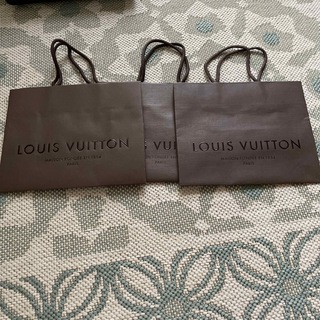 ルイヴィトン(LOUIS VUITTON)のルイヴィトンショップ袋3枚セット　最終価格(ショップ袋)