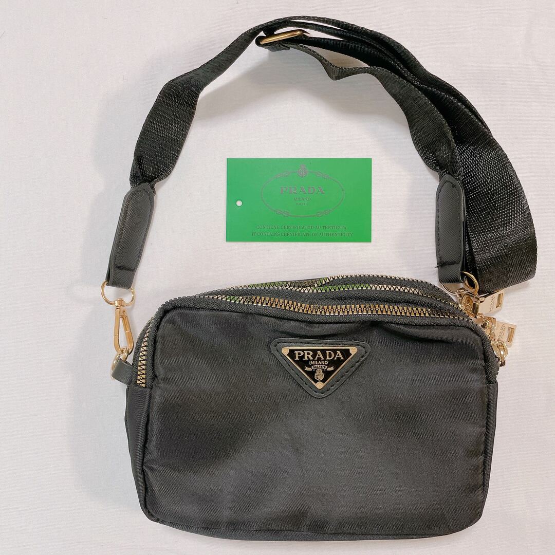 PRADA - 未使用❣️プラダ ノベルティ ショルダーバッグ の通販 PRADA - 未使用❣️プラダ ノベルティ ショルダーバッグ の通販