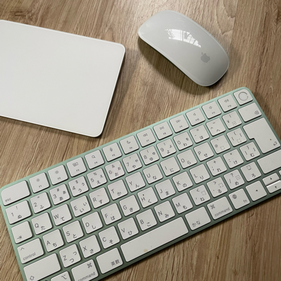 Apple(アップル)のiMac 24インチ　グリーン スマホ/家電/カメラのPC/タブレット(デスクトップ型PC)の商品写真