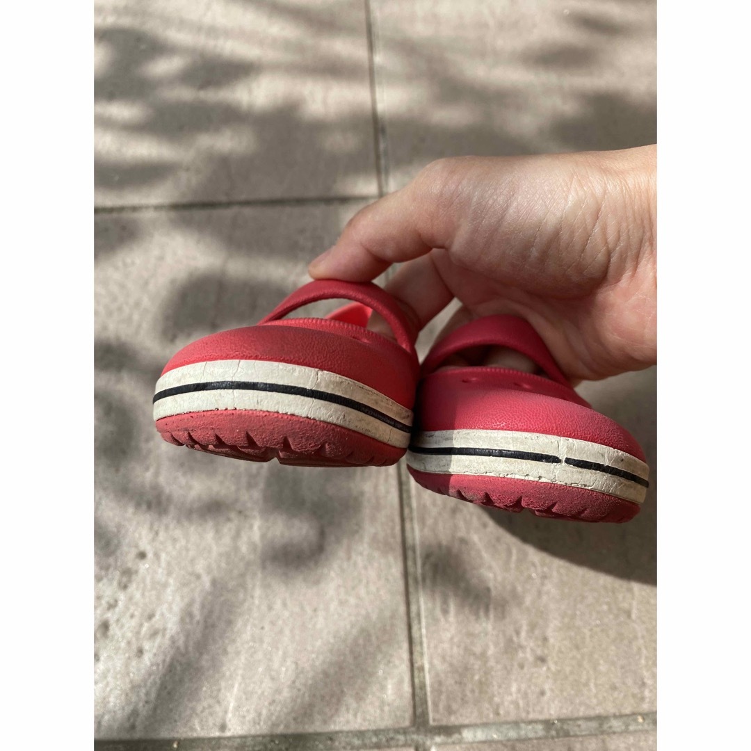 crocs(クロックス)のクロックス　サンダル キッズ/ベビー/マタニティのキッズ靴/シューズ(15cm~)(サンダル)の商品写真