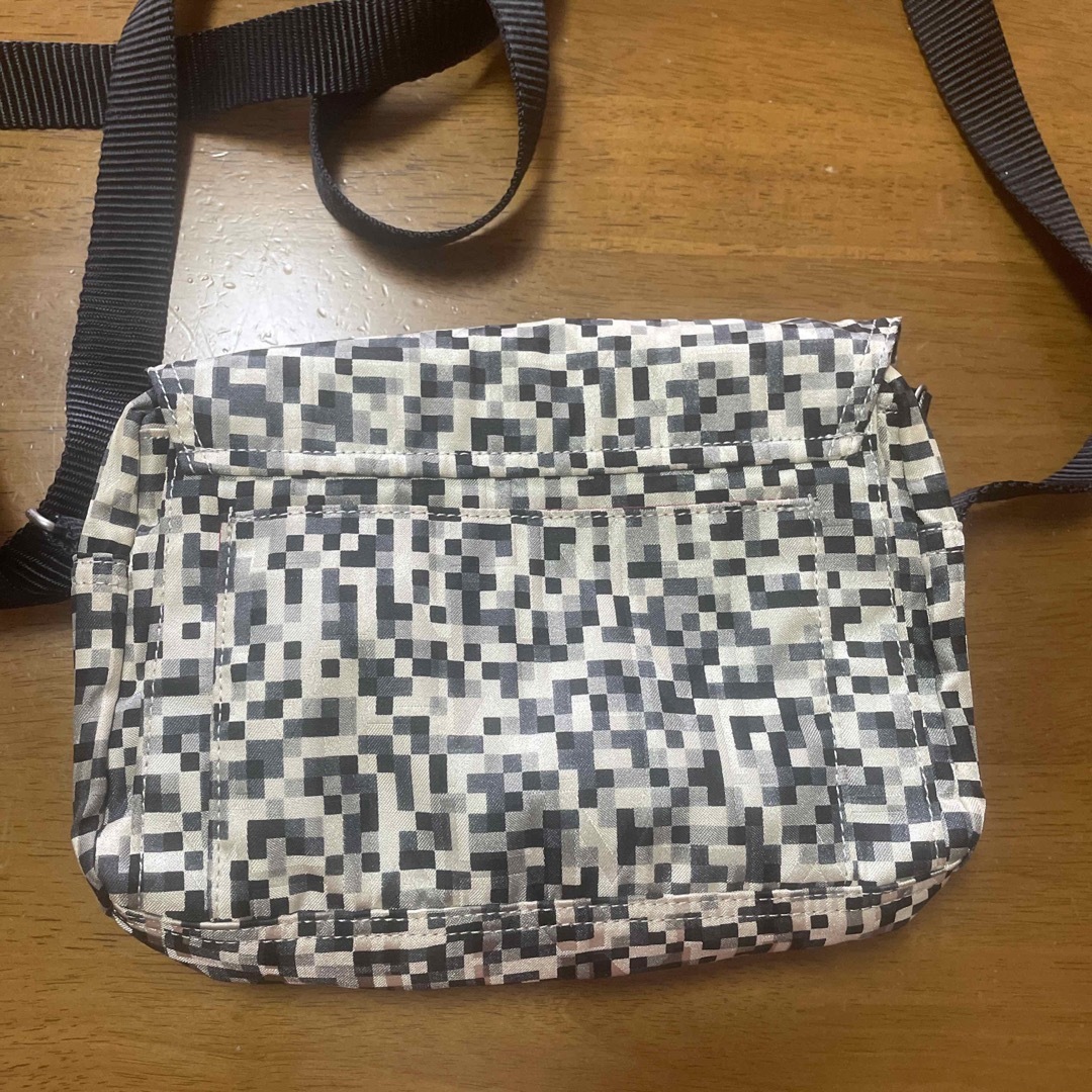 HANAE MORI(ハナエモリ)のHANAEMORI 森 英恵ショルダーバックバック レディースのバッグ(ショルダーバッグ)の商品写真