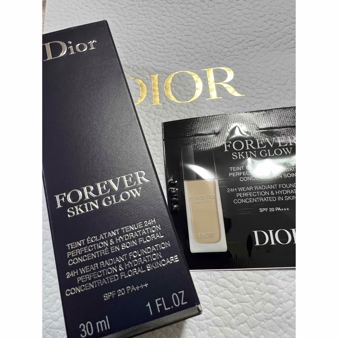 Dior(ディオール)のDior ファンデ(0CR) コスメ/美容のベースメイク/化粧品(ファンデーション)の商品写真