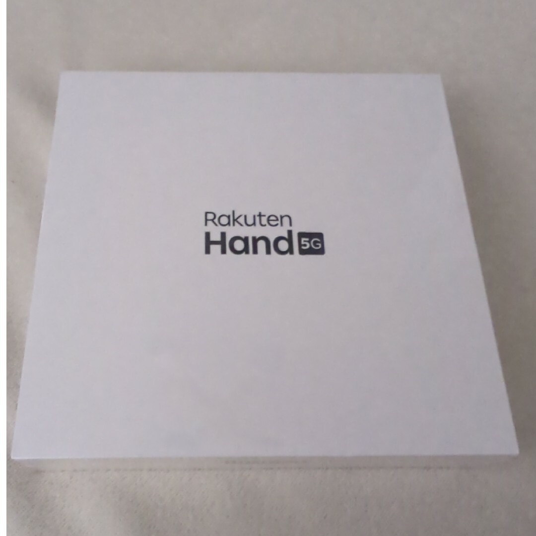 楽天モバイル SIMフリー Rakuten Hand 5G ホワイト スマホ/家電/カメラのスマートフォン/携帯電話(スマートフォン本体)の商品写真