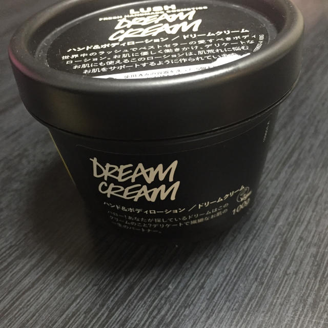 LUSH(ラッシュ)のLUSH ドリームクリーム 100g コスメ/美容のボディケア(ボディクリーム)の商品写真