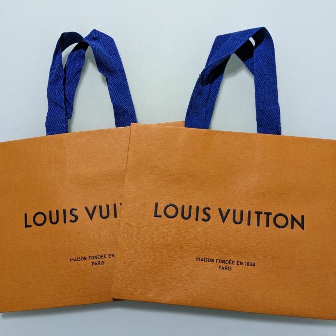 LOUIS VUITTON(ルイヴィトン)の【値下げ!】ルイヴィトン 紙袋 エンタメ/ホビーのコレクション(その他)の商品写真