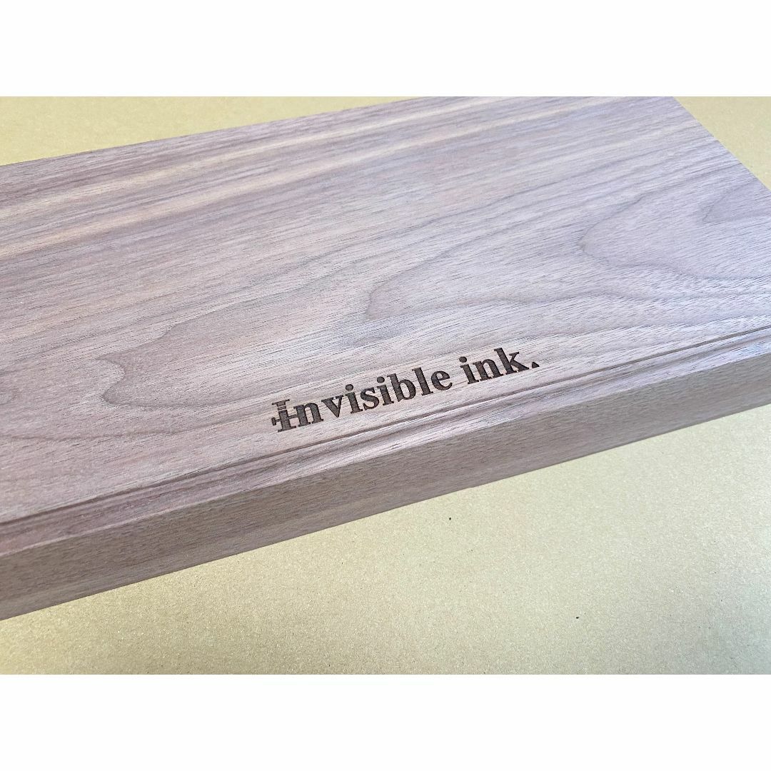 Invisible ink. WOODLAND THE BASE Invisible ink. WOODLAND THE BASE
