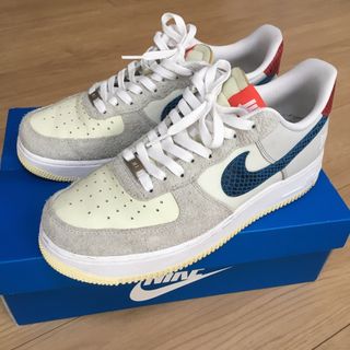 アンディフィーテッド(UNDEFEATED)のNIKE × UNDEFEATED AIR FORCE 1 LOW SP(スニーカー)