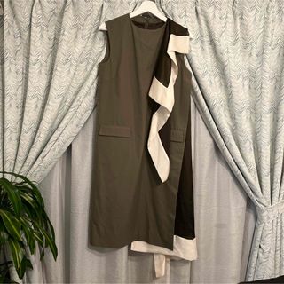 サカイ(sacai)のサカイ ワンピース (ひざ丈ワンピース)