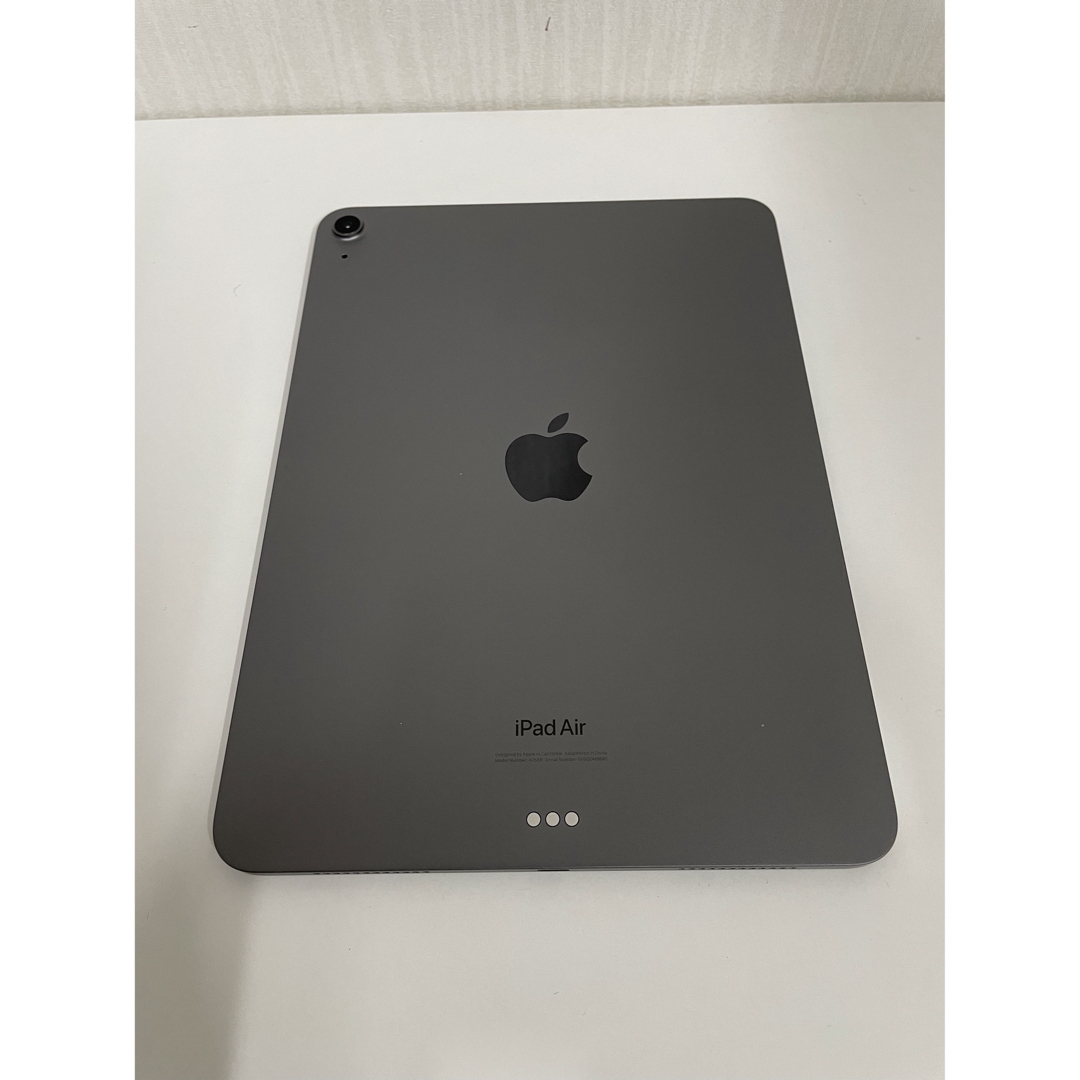 iPad(アイパッド)のiPad Air 第5世代　wifi 64GB スペースグレイ スマホ/家電/カメラのPC/タブレット(タブレット)の商品写真