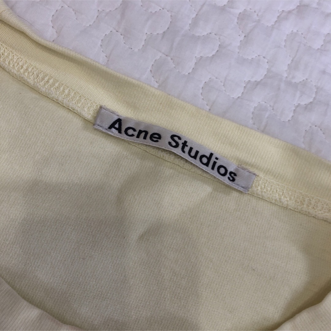 Acne Studios(アクネストゥディオズ)のAcne Studios ティシャツ レディースのトップス(Tシャツ(半袖/袖なし))の商品写真