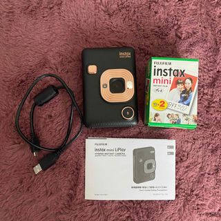 【フィルム付き】チェキ instax mini LiPlay Black(フィルムカメラ)