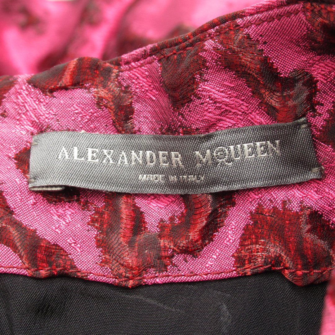 Alexander McQueen(アレキサンダーマックイーン)のアレキサンダーマックイーン ワンピース ノースリーブ ノースリーブ レディースのトップス(タンクトップ)の商品写真