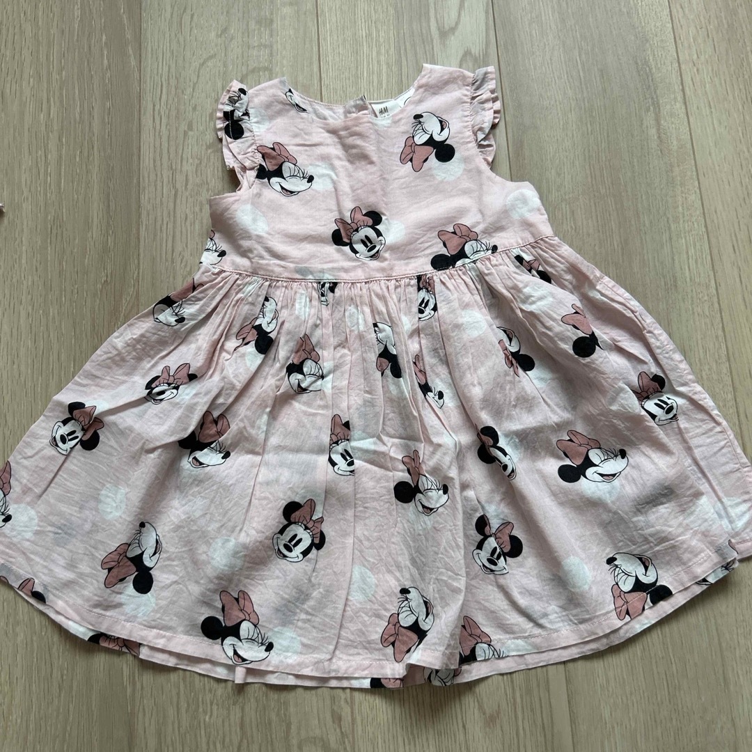 H&M(エイチアンドエム)のミニーちゃんワンピース キッズ/ベビー/マタニティのキッズ服女の子用(90cm~)(ワンピース)の商品写真