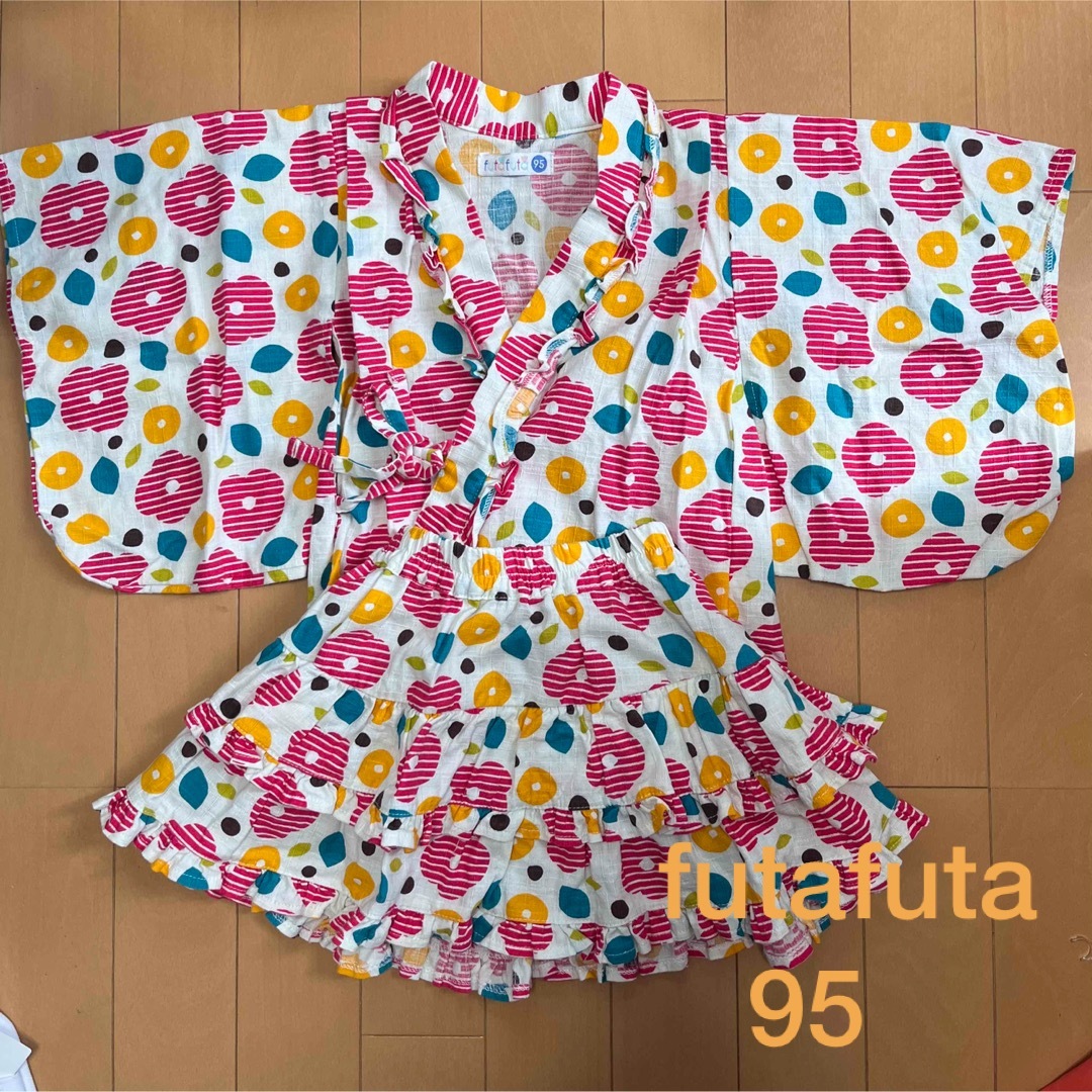 futafuta(フタフタ)のfutafuta 甚平　ドレス　浴衣　95 キッズ/ベビー/マタニティのキッズ服女の子用(90cm~)(甚平/浴衣)の商品写真