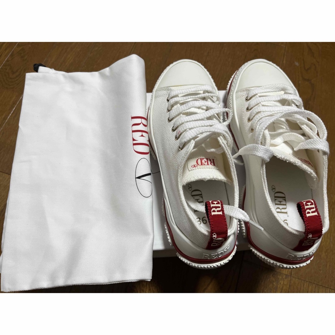 RED VALENTINO(レッドヴァレンティノ)のRED VALENTINOスニーカー36 レディースの靴/シューズ(スニーカー)の商品写真