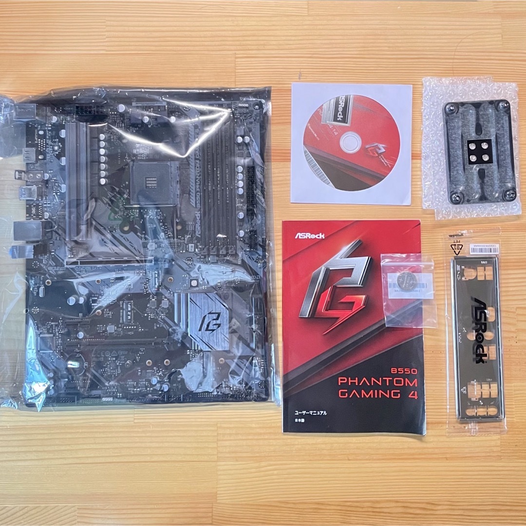 AMD(エーエムディー)のRyzen 5 3600, ASRock B550 Phantom Gaming スマホ/家電/カメラのPC/タブレット(PCパーツ)の商品写真