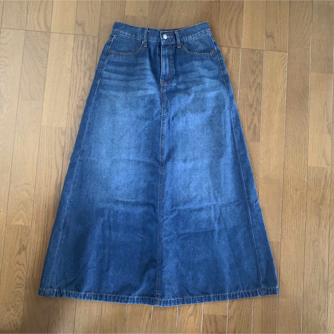 GU(ジーユー)のデニムロングスカート レディースのスカート(ロングスカート)の商品写真