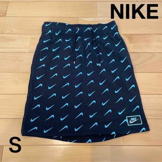 ナイキ(NIKE)の【新品未使用】NIKE ナイキ　スカート　ブラック　Ｓサイズ(ひざ丈スカート)