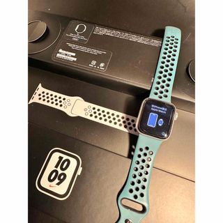 Apple Apple WatchNIKE SE 40mm シルバーアルミケース(その他)