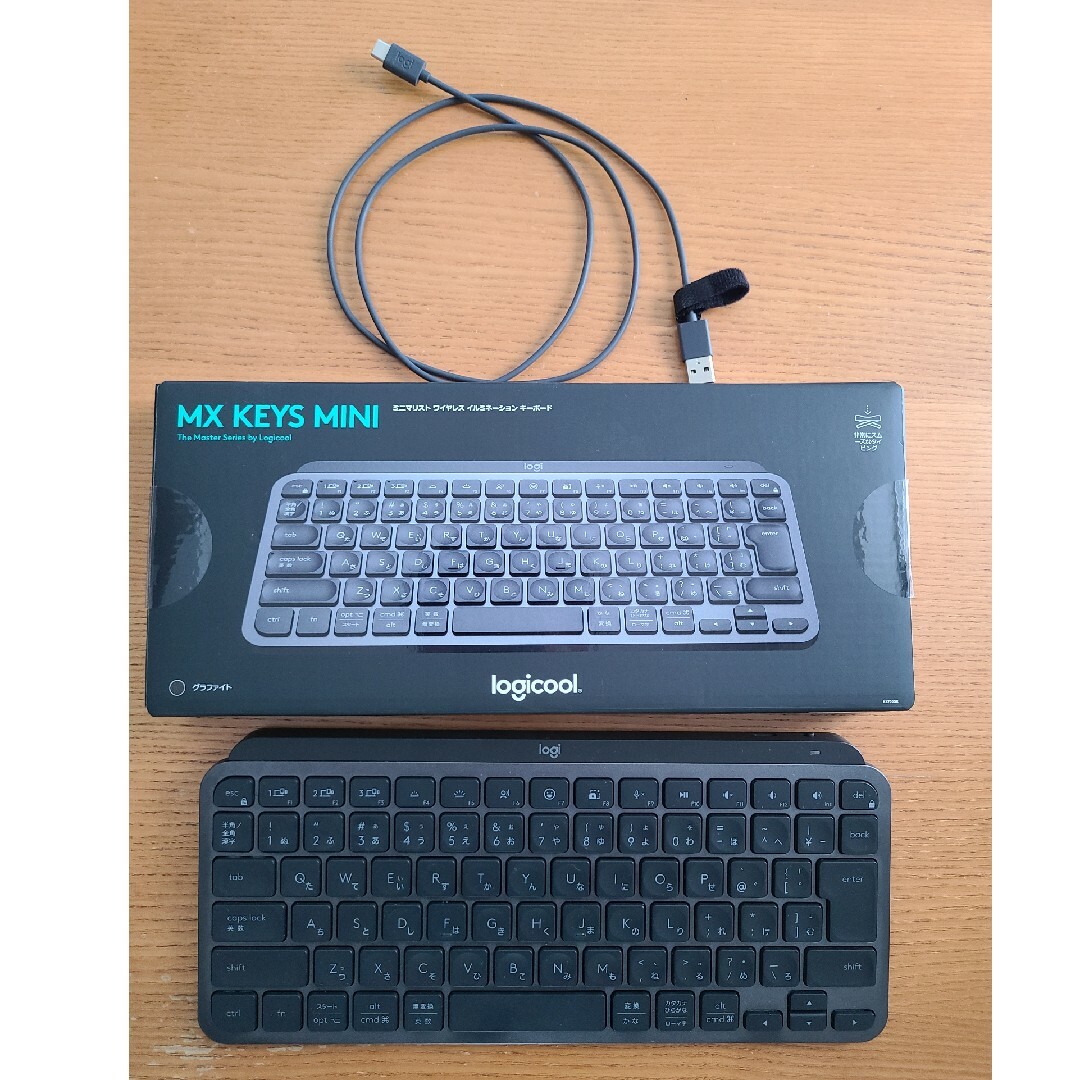 Logicool ワイヤレスキーボード グラファイト KX700GRPCタブレット