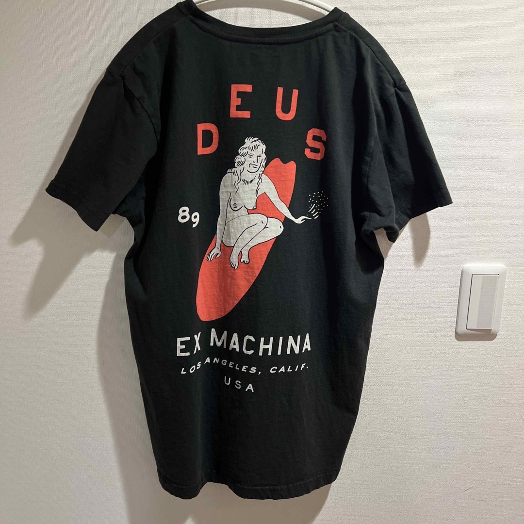 Deus ex Machina(デウスエクスマキナ)のDEUS  デウスエクスマキナ　Tシャツ　中古L メンズのトップス(Tシャツ/カットソー(半袖/袖なし))の商品写真