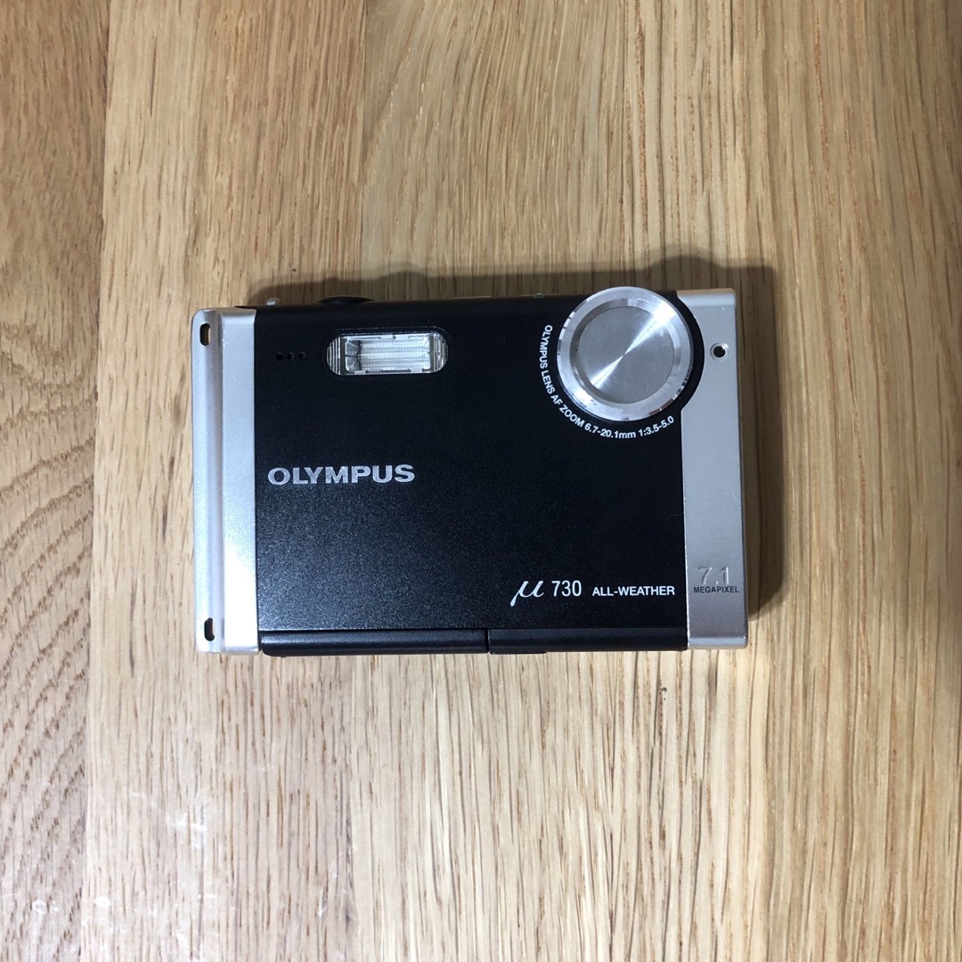 OLYMPUS(オリンパス)のオリンパス　デジカメ　充電器 スマホ/家電/カメラのカメラ(コンパクトデジタルカメラ)の商品写真