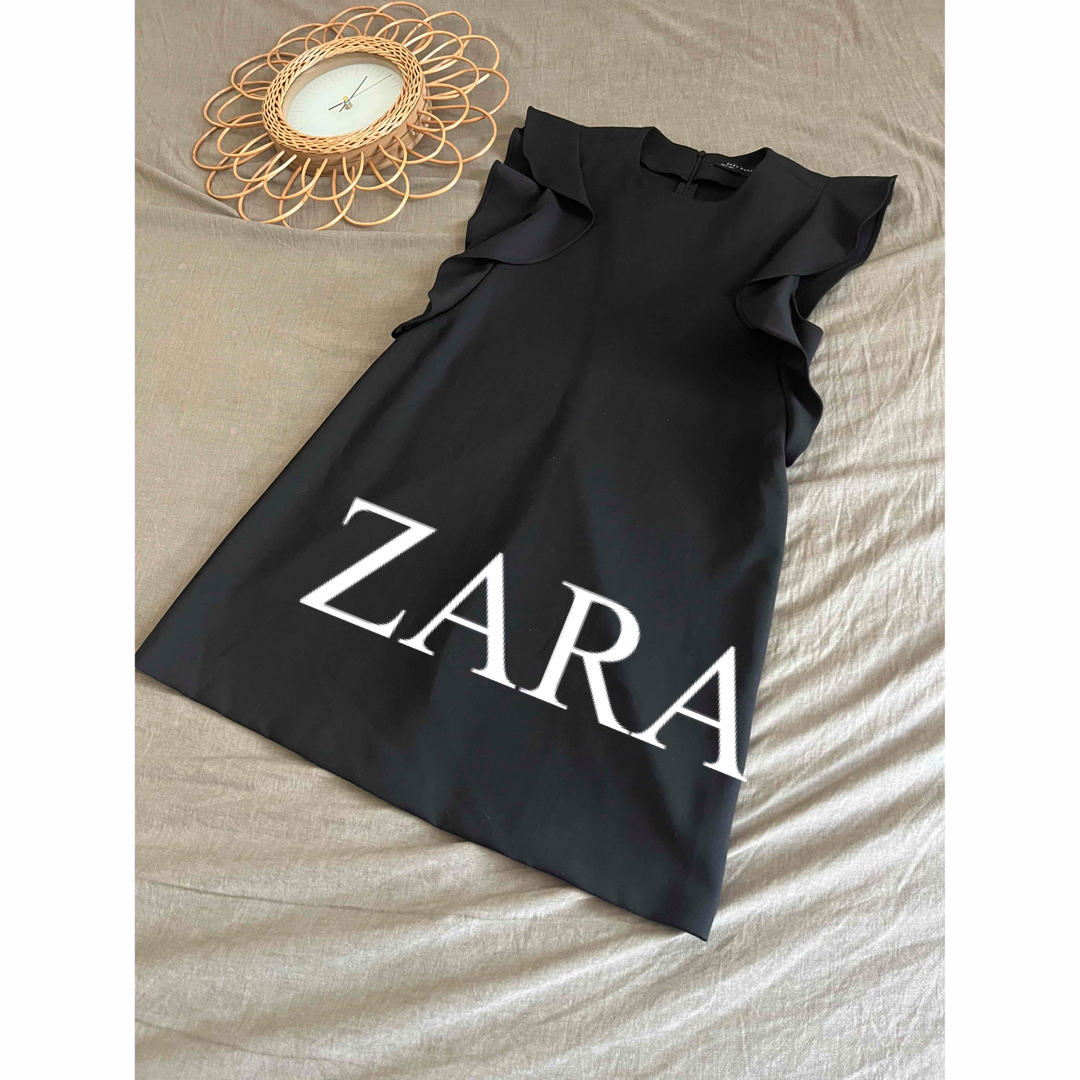 ZARA(ザラ)の美品　ZARA ザラ　ワンピース　フリル　黒　人気　完売 レディースのワンピース(ひざ丈ワンピース)の商品写真