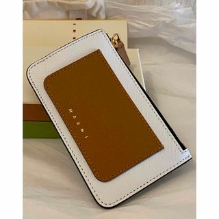 クリアランス卸売り マルニ MARNI カードケース フラグメントケース