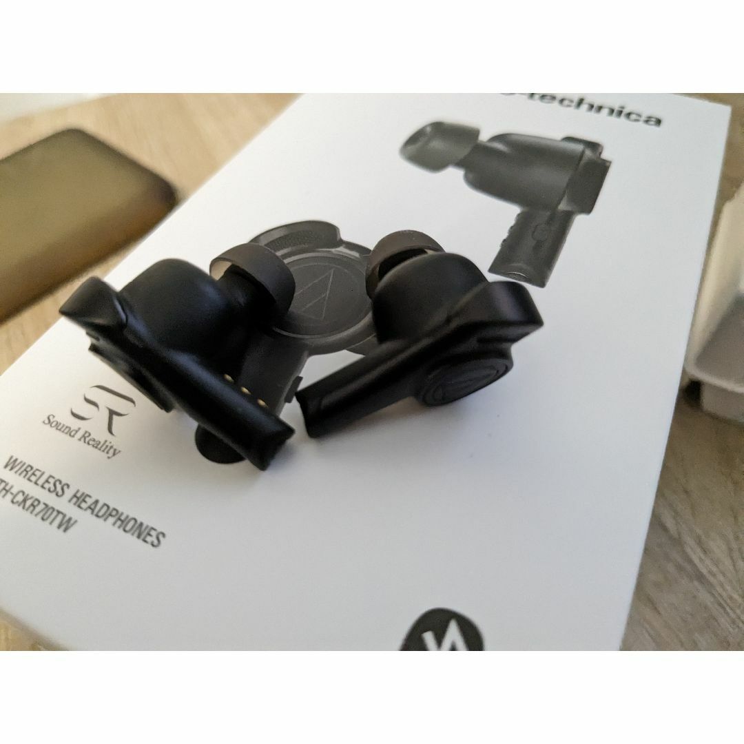 audio-technica(オーディオテクニカ)のaudio−technica ATH-CKR70TW BLACK 中古 スマホ/家電/カメラのオーディオ機器(ヘッドフォン/イヤフォン)の商品写真