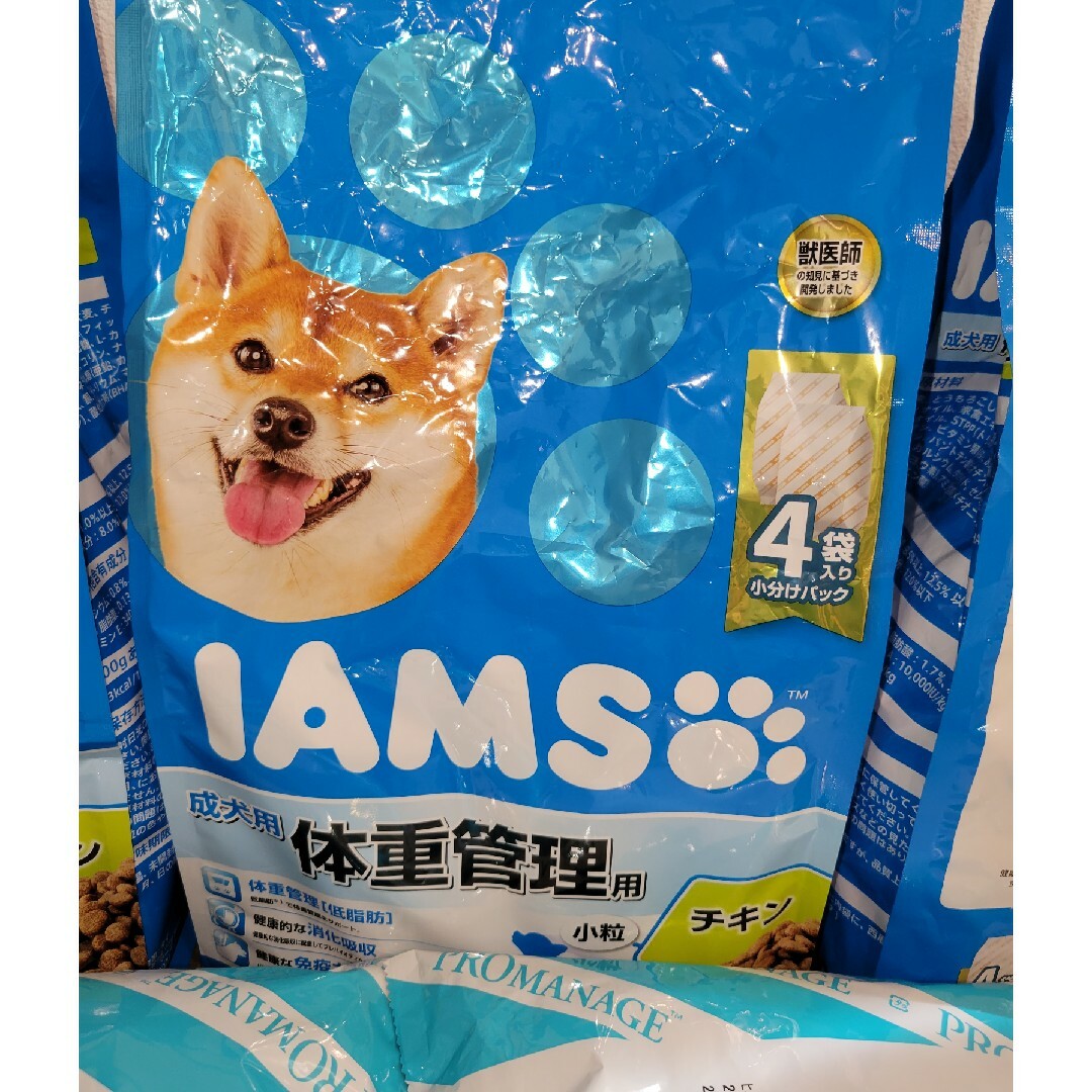 MARS(マース)の新品未開 アイムス 成犬用 体重管理用 小粒 小分け 2.6kg×3  おまけ付 その他のペット用品(ペットフード)の商品写真