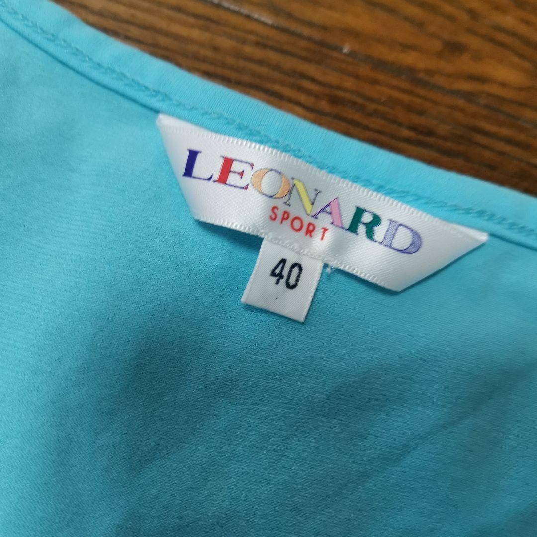 LEONARD(レオナール)の1超美品　レオナール　ノースリーブ　40 トップス　青 レディースのトップス(Tシャツ(半袖/袖なし))の商品写真