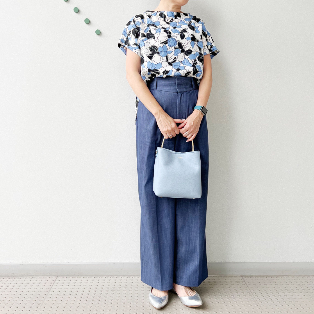 早い者勝ち!Tiara シャツ ブラウス 麻調ペプラムブラウス 日本安い