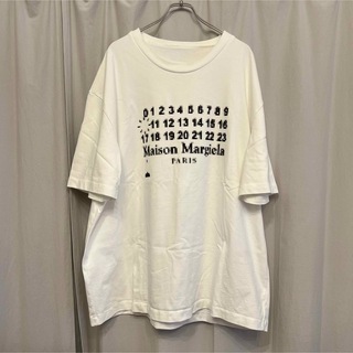 マルタンマルジェラ(Maison Martin Margiela)のメゾンマルジェラ インベーダーカレンダーロゴプリントTシャツ 52 中古品(Tシャツ/カットソー(半袖/袖なし))