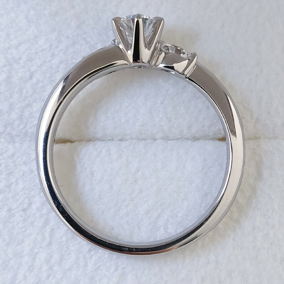 ダイヤモンド リング Pt950 0.269ct 0.11ct E VVS-1 レディースのアクセサリー(リング(指輪))の商品写真