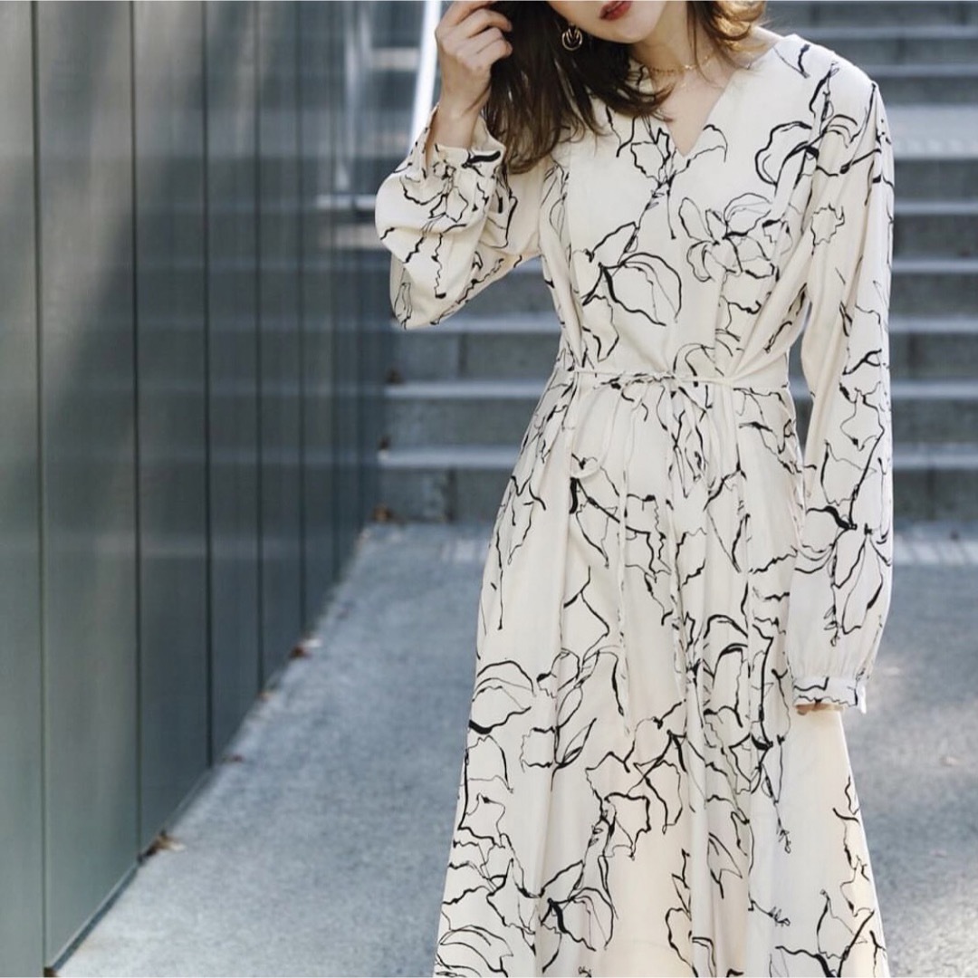 MARQUE import V-neck Print Long Onepiece | フリマアプリ ラクマ