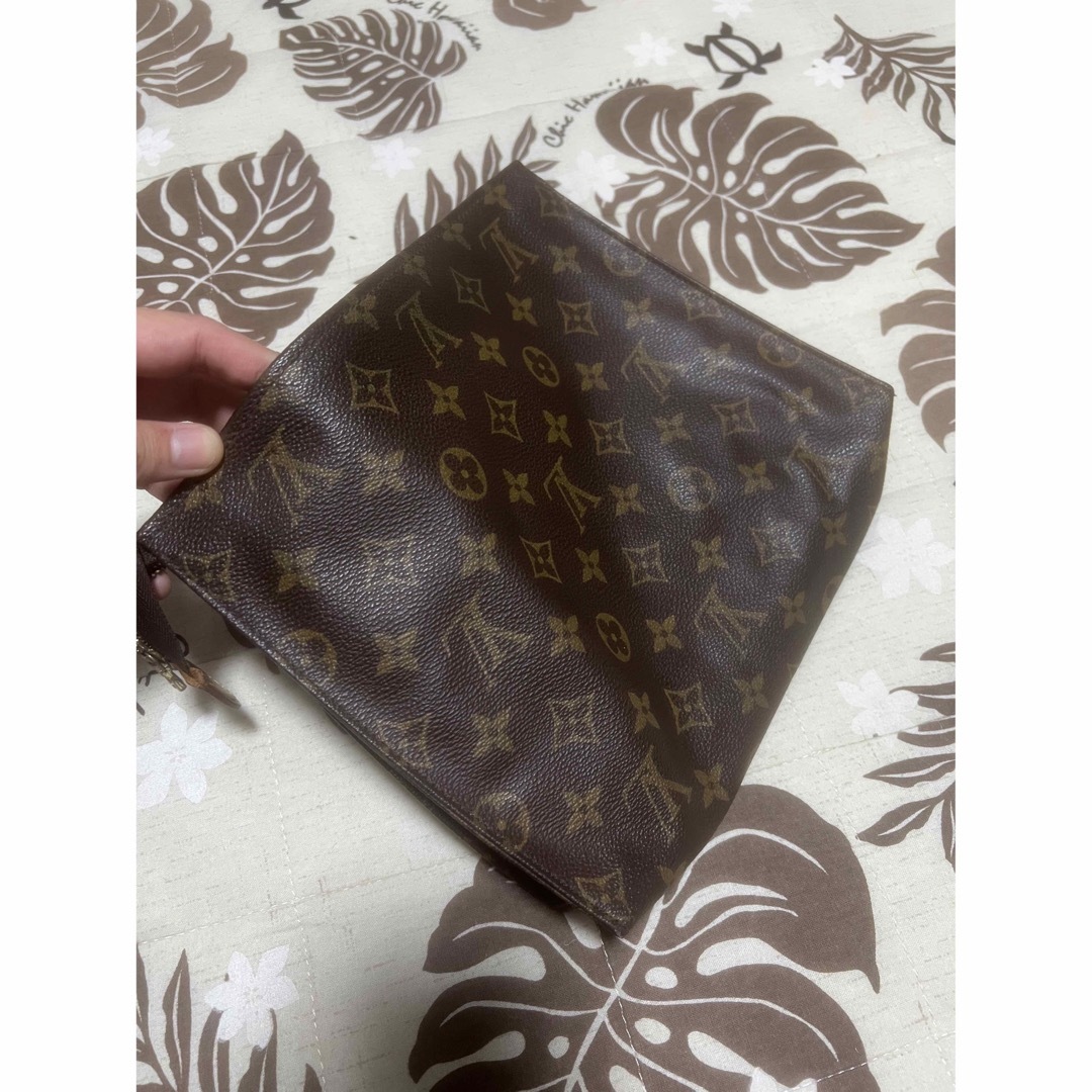 LOUIS VUITTON(ルイヴィトン)のルイヴィトン　クラッチバッグ　化粧ポーチ　 メンズのバッグ(セカンドバッグ/クラッチバッグ)の商品写真