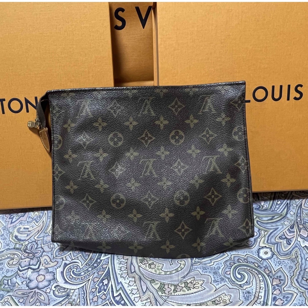 LOUIS VUITTON(ルイヴィトン)のルイヴィトン　クラッチバッグ　化粧ポーチ　 メンズのバッグ(セカンドバッグ/クラッチバッグ)の商品写真