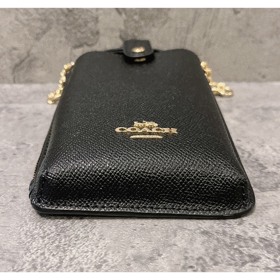 COACH(コーチ)の新品 COACH コーチ スマホショルダー クロスボディ ブラック  スマホ/家電/カメラのスマホアクセサリー(iPhoneケース)の商品写真