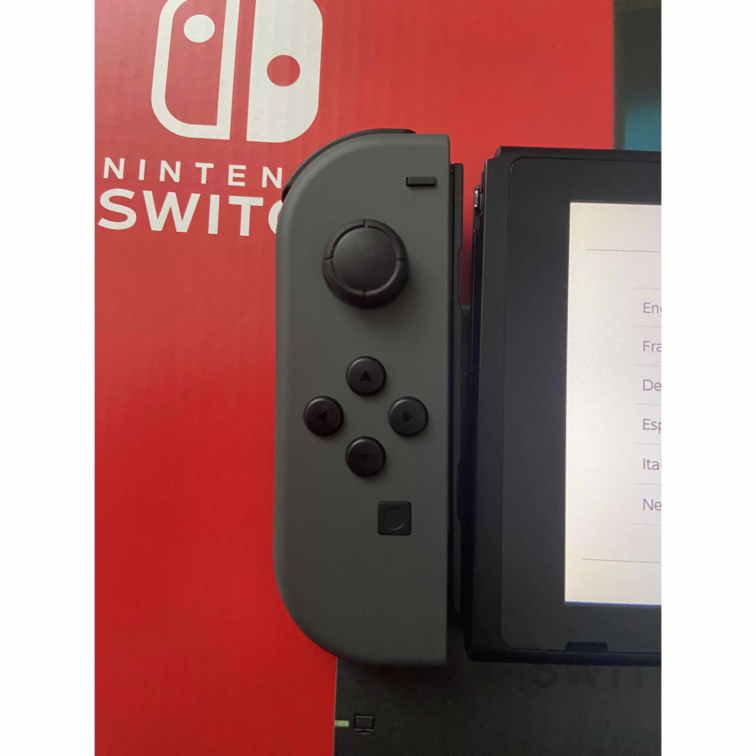 【値下】Nintendo Switch Joy-Con(L)/(R) グレー エンタメ/ホビーのゲームソフト/ゲーム機本体(家庭用ゲーム機本体)の商品写真