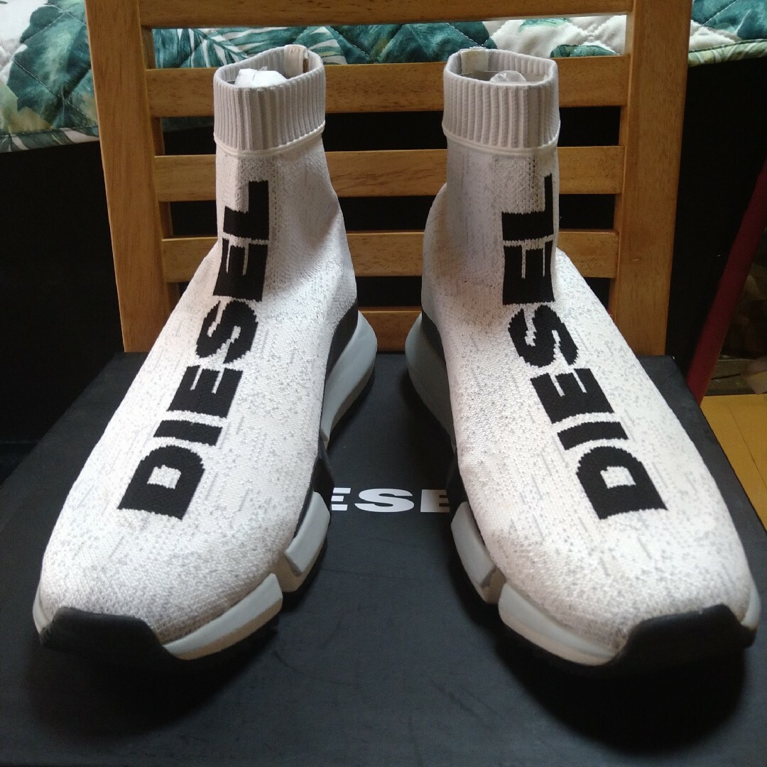 ご注意ください ☆【DIESEL】☆【ビッグロゴ】☆【ハイカット