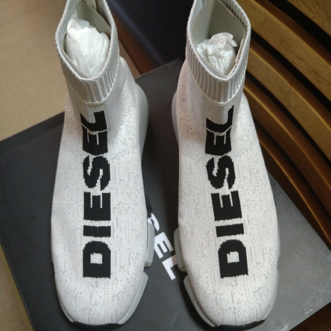 ご注意ください ☆【DIESEL】☆【ビッグロゴ】☆【ハイカット