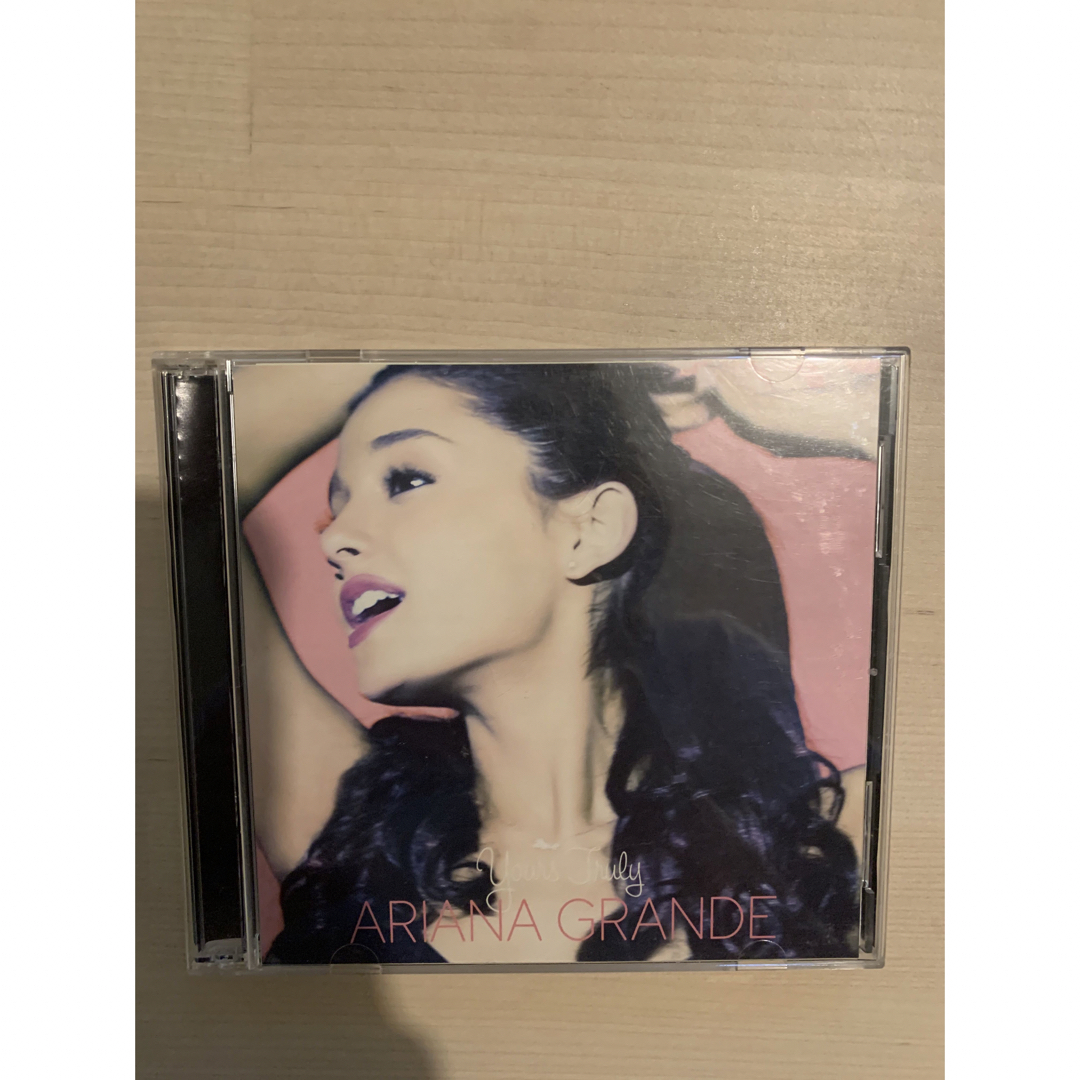Ariana Grande　Yours Truly アルバム エンタメ/ホビーのCD(ポップス/ロック(洋楽))の商品写真