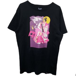 ベトナムのアーティストのTシャツ(Tシャツ/カットソー(半袖/袖なし))