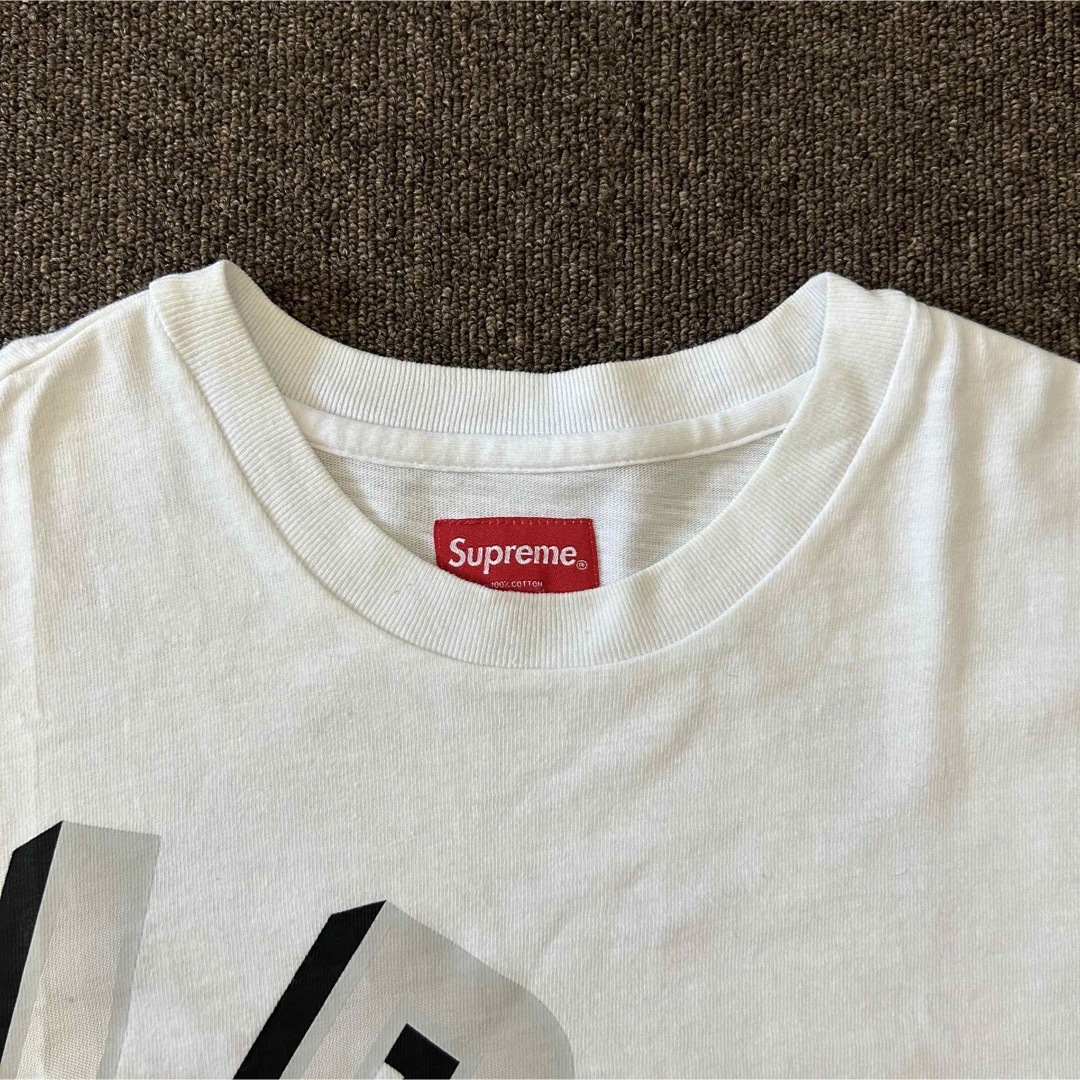 Supreme(シュプリーム)のSupreme Gradient Arc Top メンズのトップス(Tシャツ/カットソー(半袖/袖なし))の商品写真