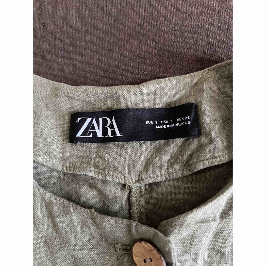 ZARA(ザラ)の美品　ZARA ザラ　ワンピース　リネン　カーキ　人気　完売 レディースのワンピース(ひざ丈ワンピース)の商品写真