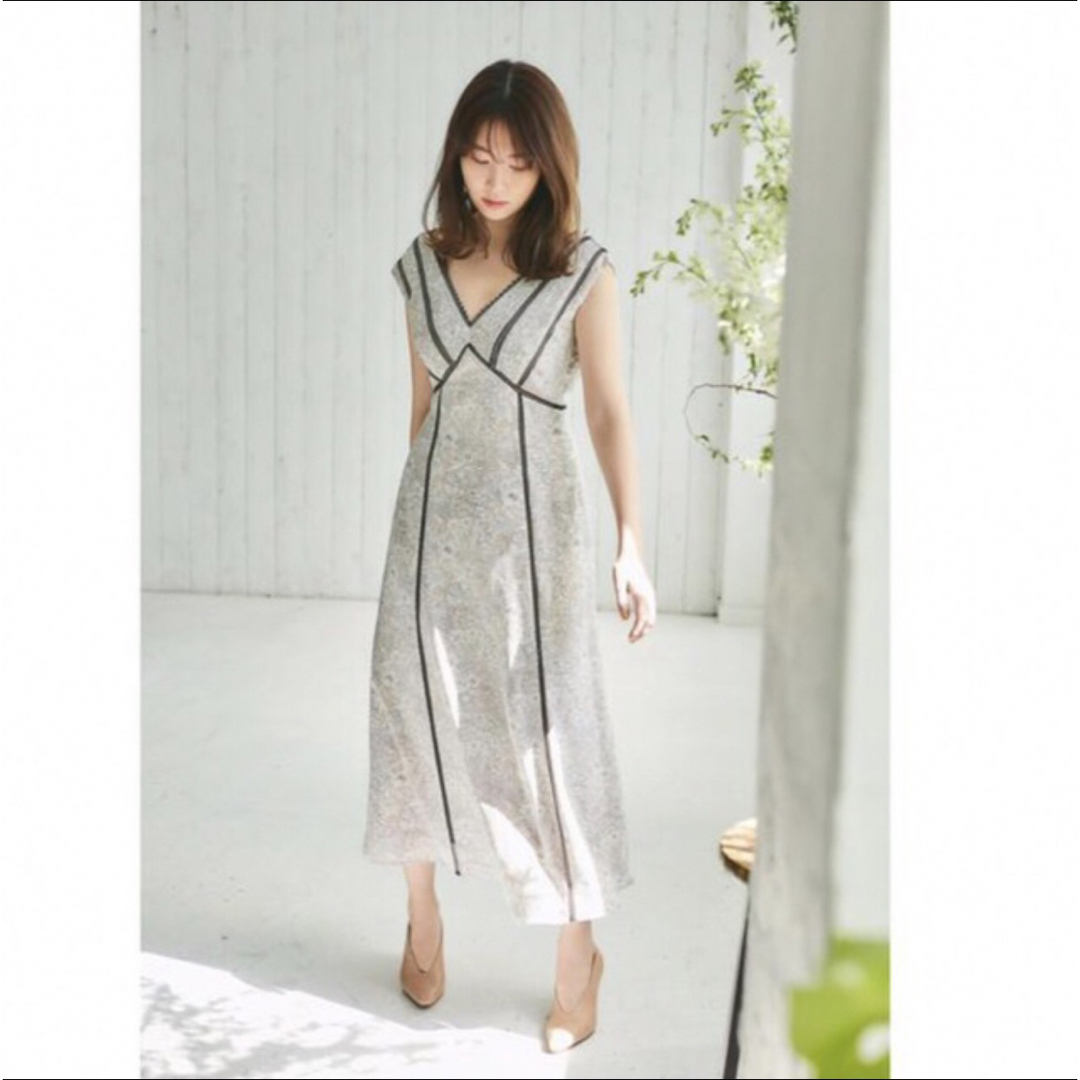 herlipto Lace trimmed floral dress ワンピース herlipto Lace trimmed floral dress ワンピース
