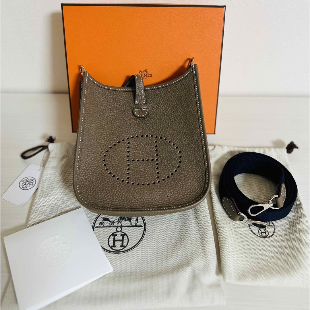 HERMES エブリン TPM ミニ エトゥープ シルバー金具