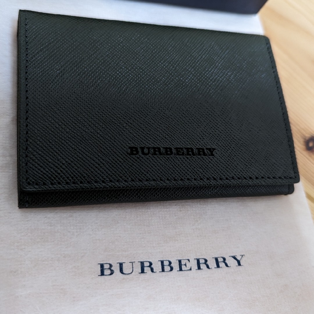 BURBERRY(バーバリー)のo-chang様専用　BURBERRY 名刺入れ 牛革 メンズのファッション小物(名刺入れ/定期入れ)の商品写真