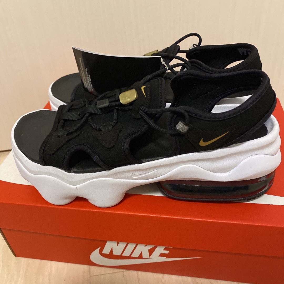 NIKE(ナイキ)の新品！NIKE エアマックスKOKO 25センチ レディースの靴/シューズ(サンダル)の商品写真